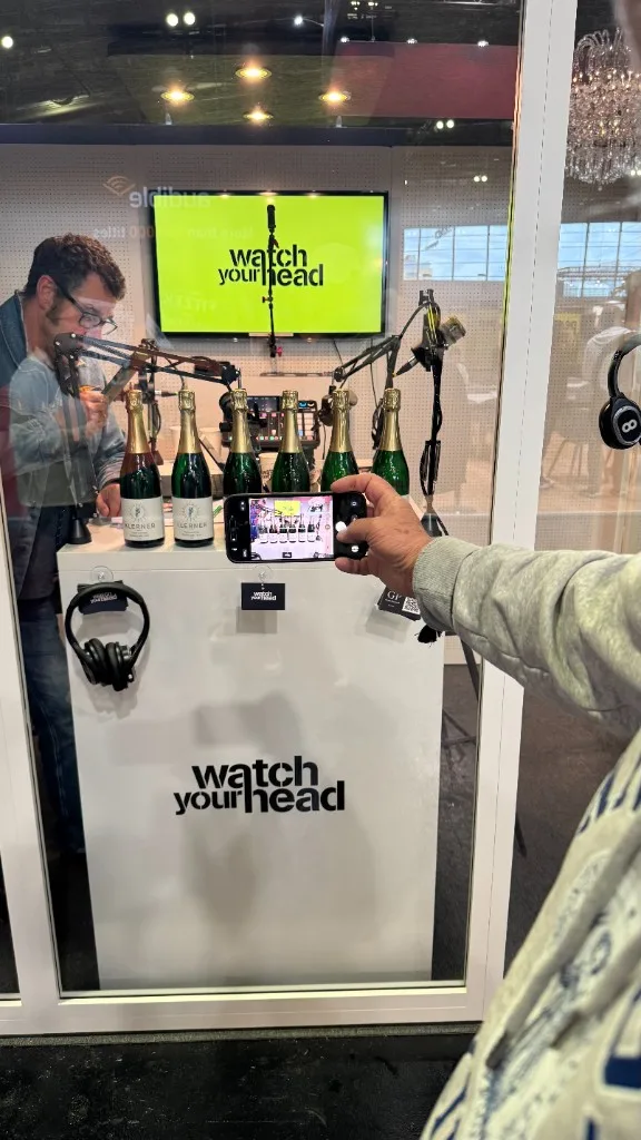 CastCube als Magnet am Messestand